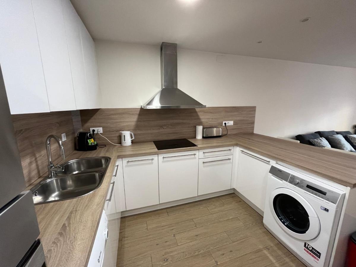 Apartamento En La Playa. Free Parking. Free Wifi L' Escala المظهر الخارجي الصورة
