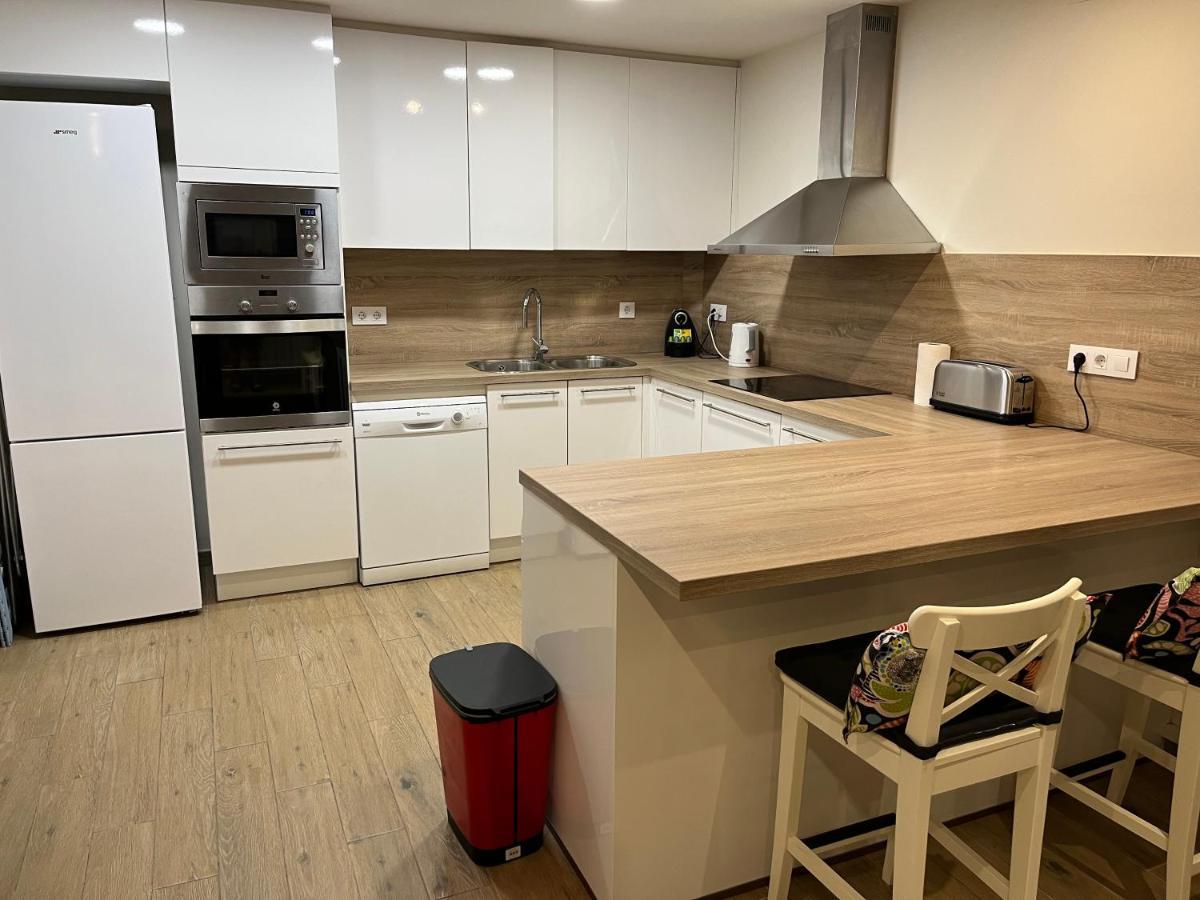 Apartamento En La Playa. Free Parking. Free Wifi L' Escala المظهر الخارجي الصورة